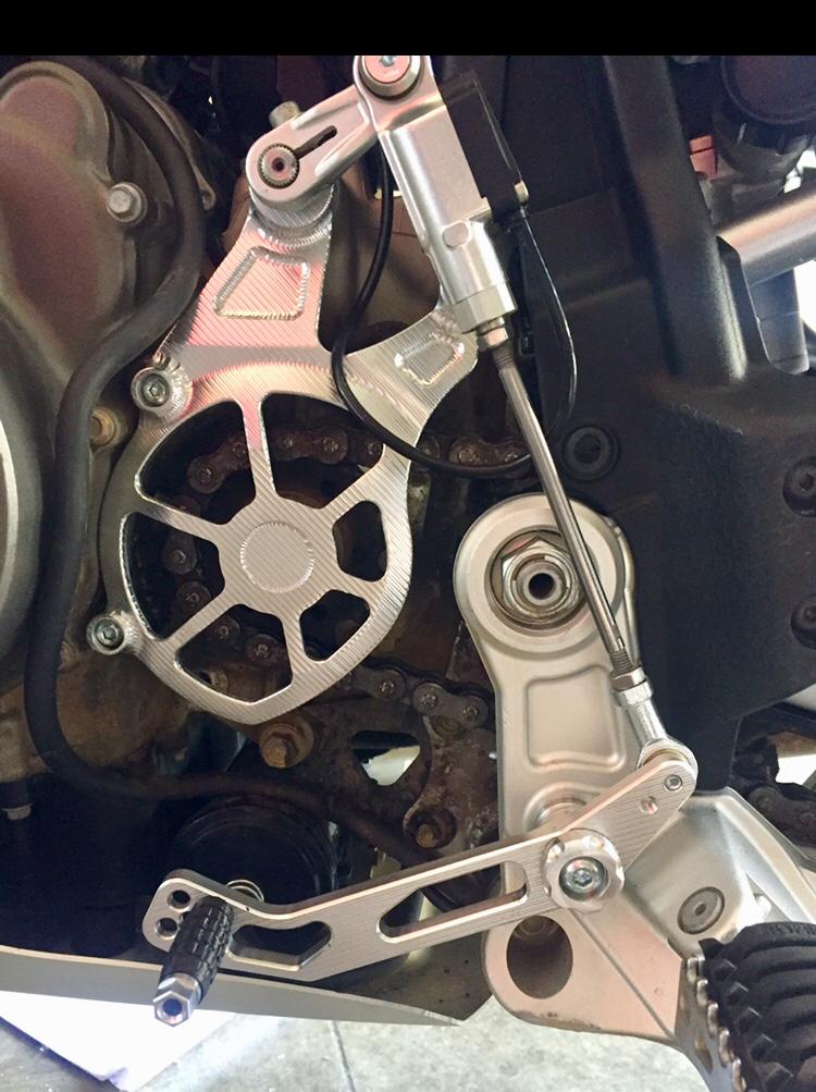 Supporto Leva Cambio Aprilia Tuareg 660 RS660 - In Alluminio CNC Con Cuscinetto, Anno 2020-2024 - Foto 8