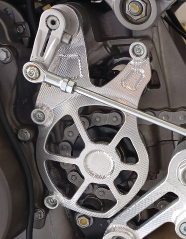 Copripignone per Aprilia RS457 e Tuono 457