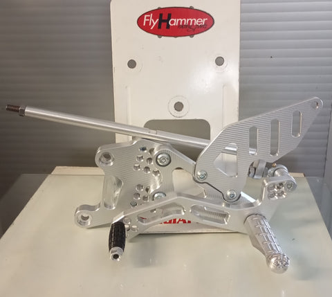 Rearsets for Triumph Dayona 675 2006-2012 and Street Triple 2007-2007, Shift side, Flyhammer